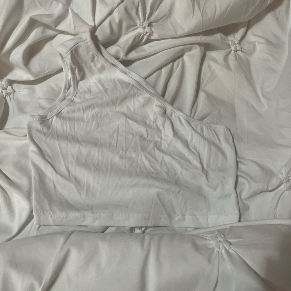 SHEIN White Youth Top